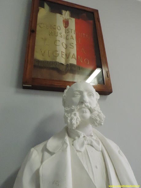 costa busto